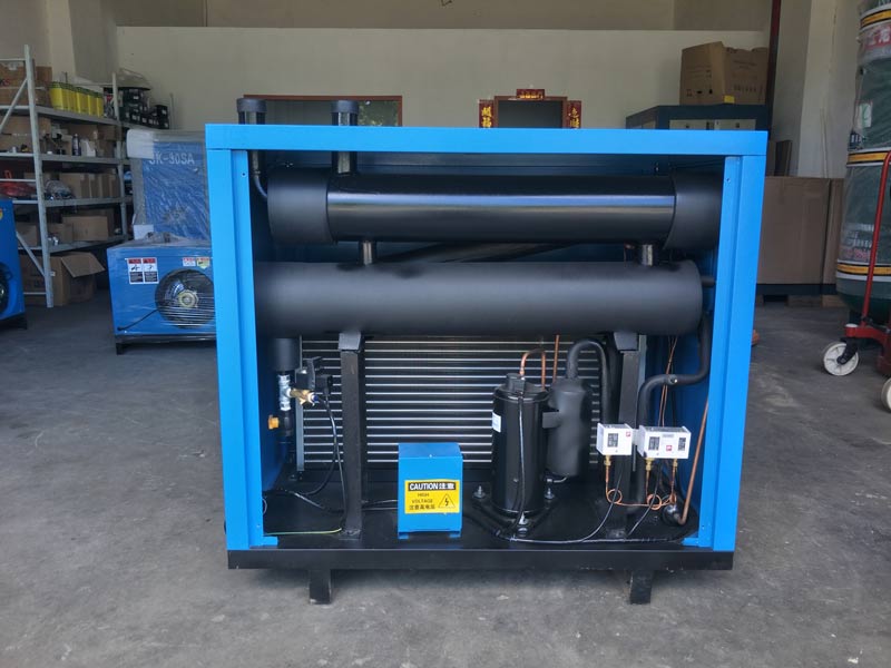 風(fēng)冷型冷干機對壓縮空氣進氣溫度有何要求？